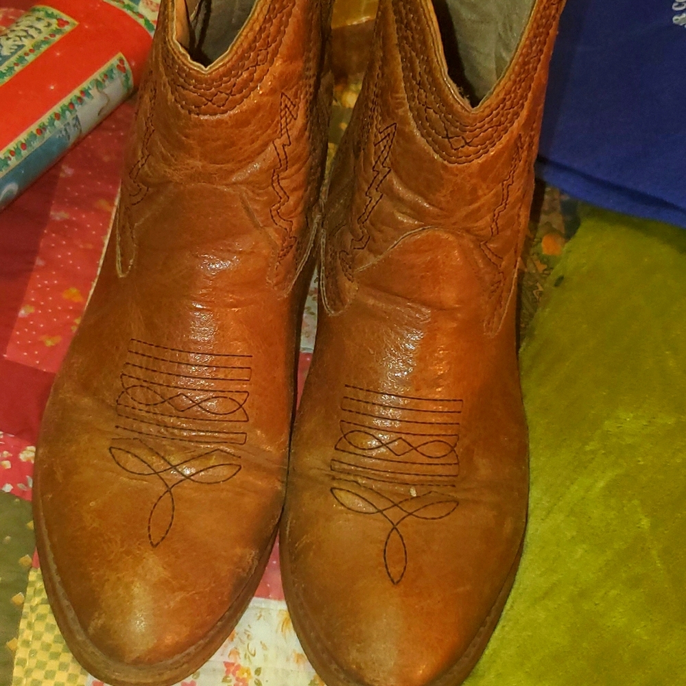 Leather boots